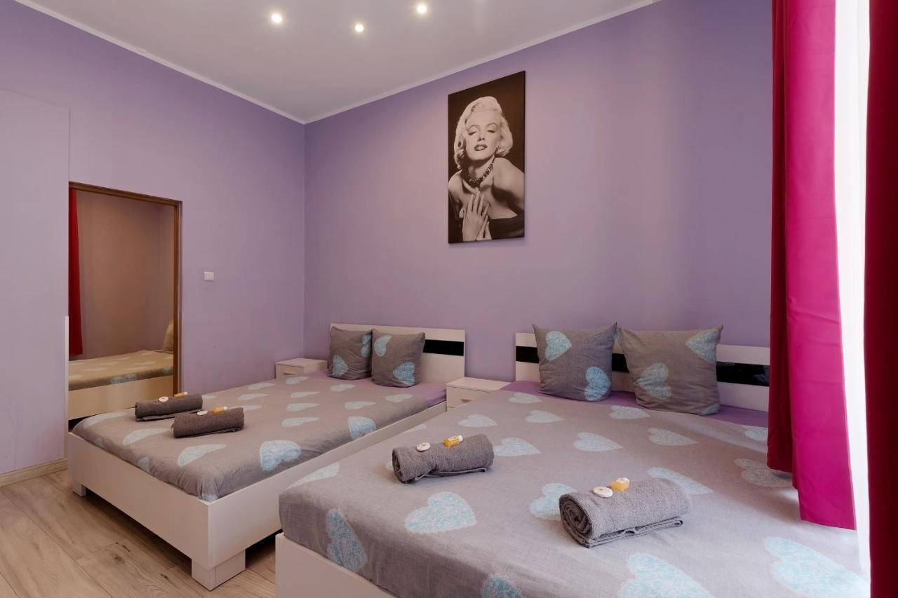 Queen Apartments Cracovia Esterno foto