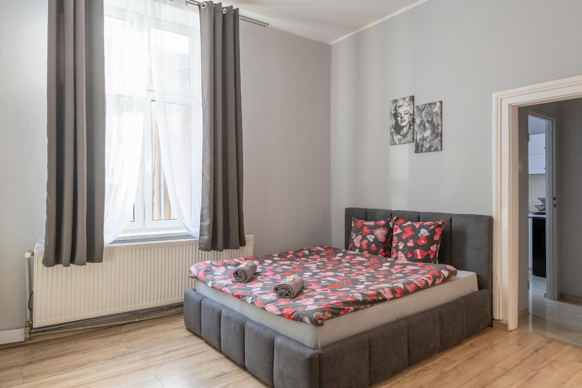 Queen Apartments Cracovia Esterno foto