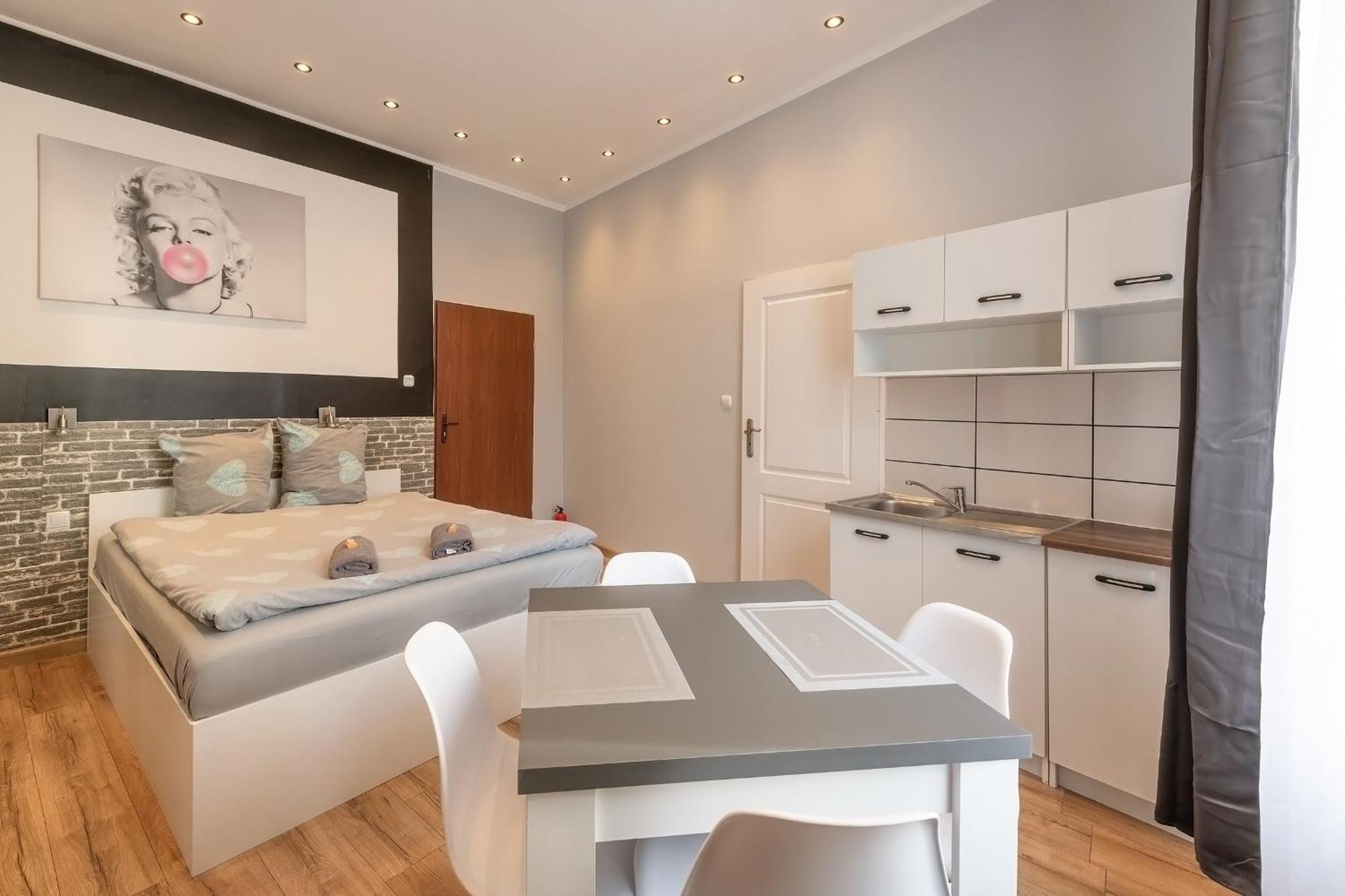 Queen Apartments Cracovia Esterno foto